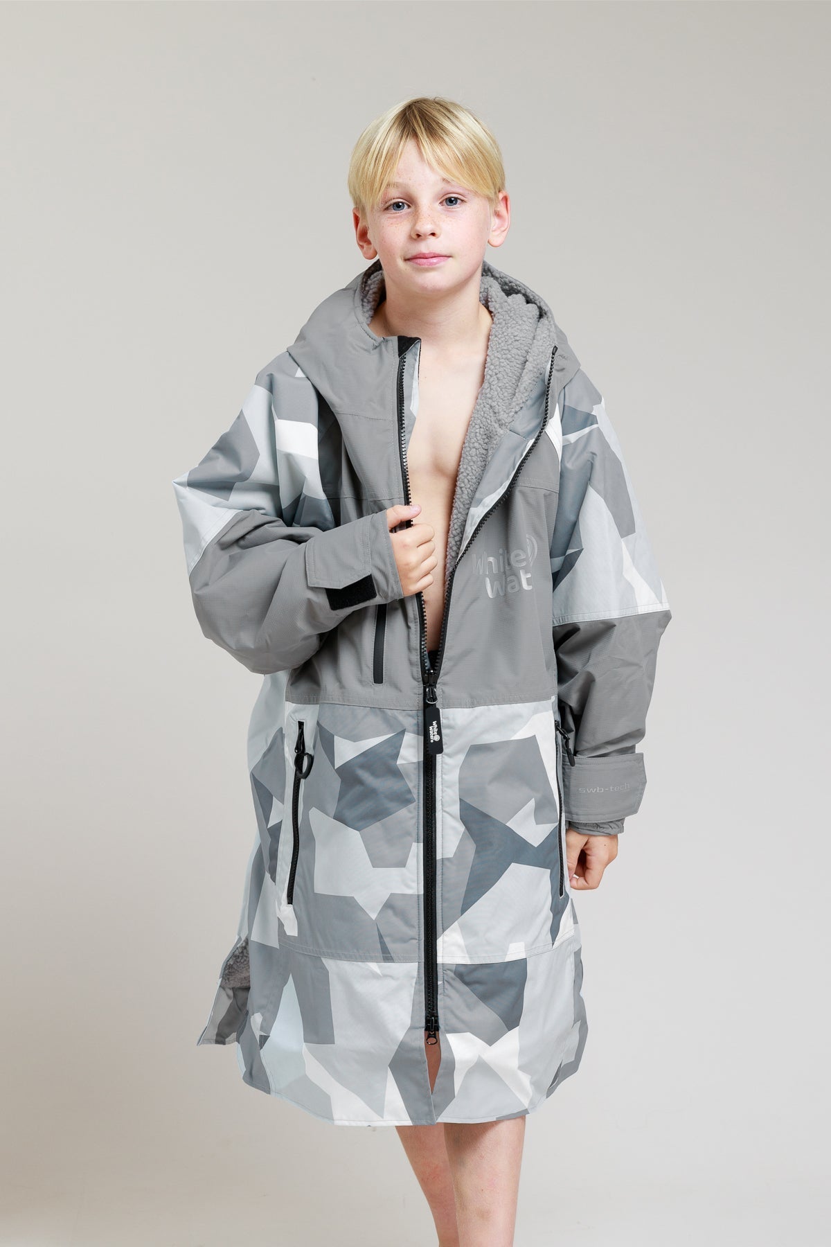 White Water Kids Hard Shell Robe - Arctic Camo