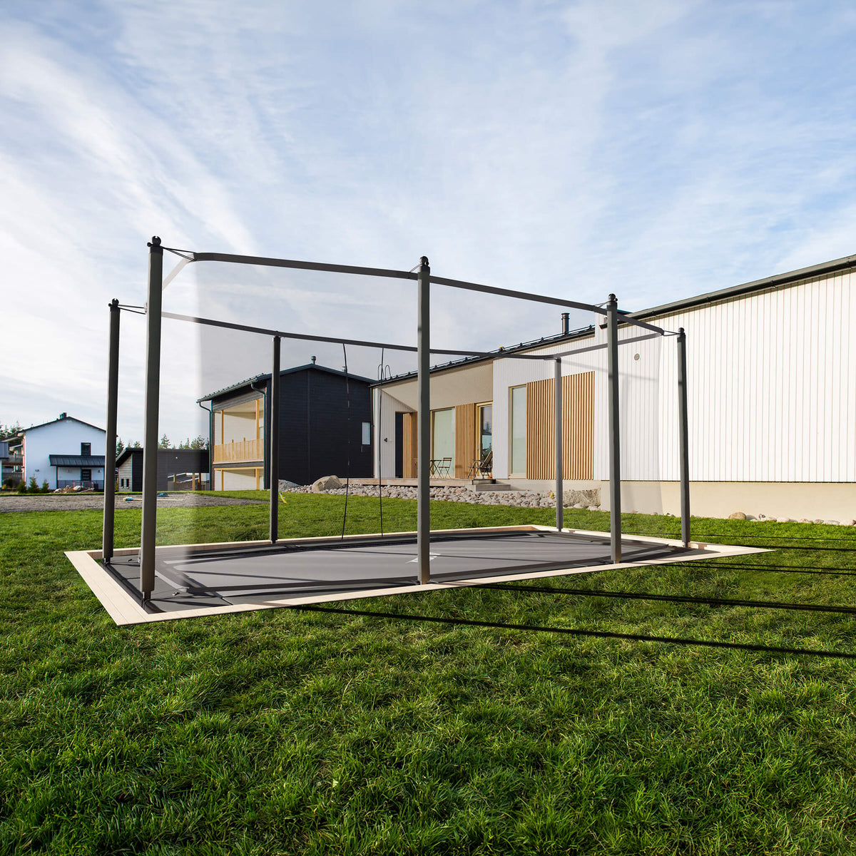 Acon 13 HD PRO Performance Rechteckiges Trampolin mit Netz und Leiter